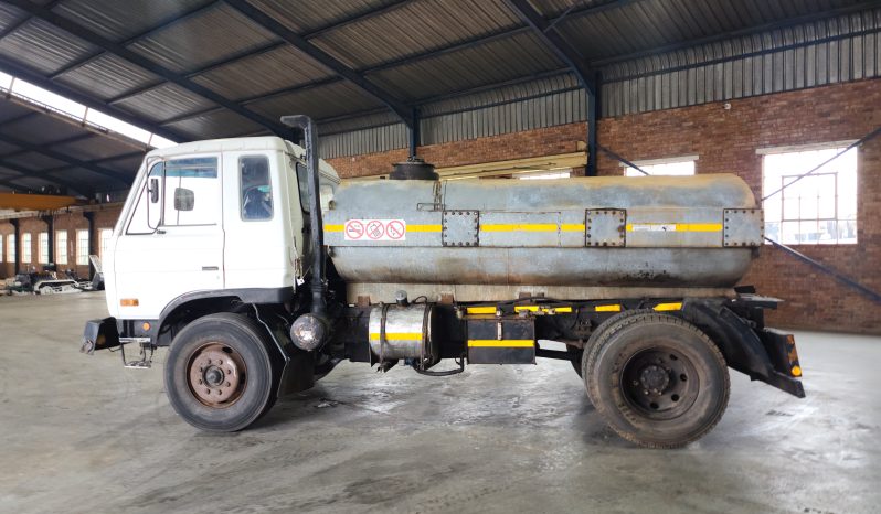 1994 Nissan Diesel Oil Tanker