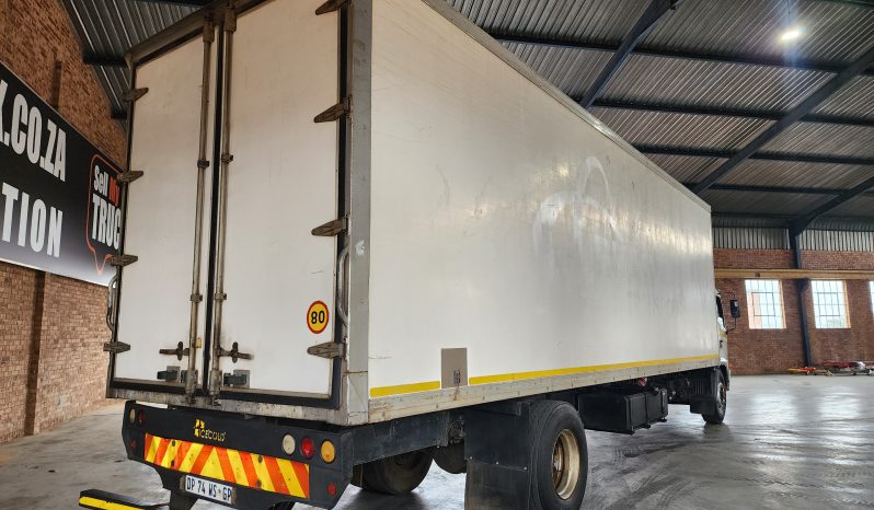 
								2015 Hino 500 1324 Volume body full									