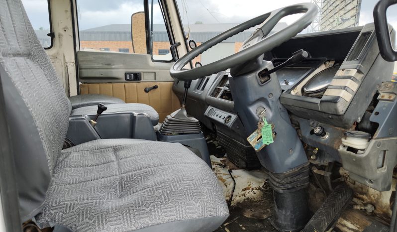 
								1997 Isuzu Oil Tanker full									