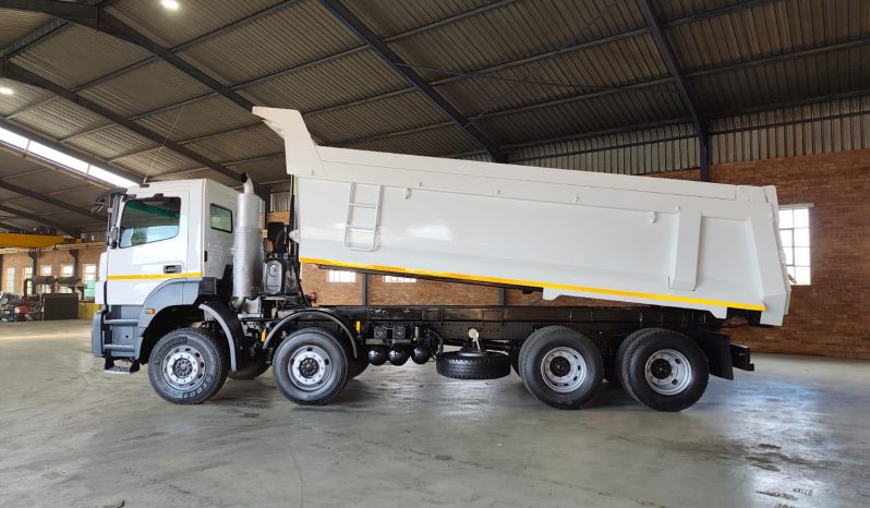 
								2015 Mercedes-Benz Axor 3535 18 Cube Tipper full									