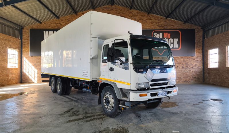 2007 Isuzu FTM 1200 Tag Axle With Volume Body