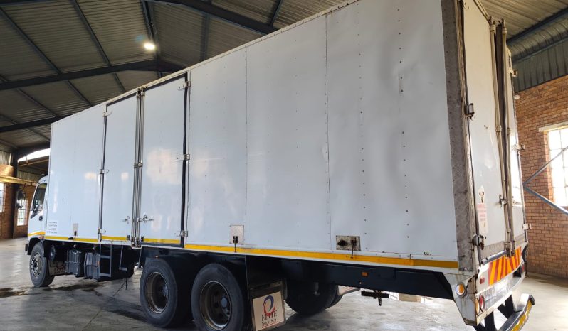 
								2007 Isuzu FTM 1200 Tag Axle With Volume Body full									