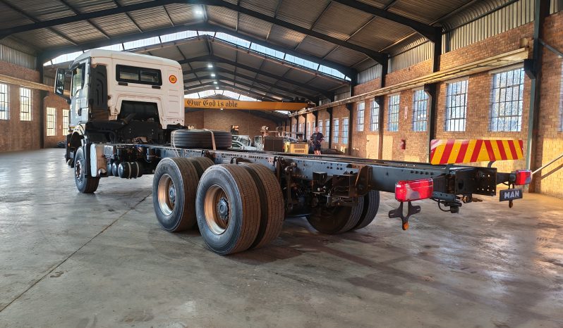 
								2022 MAN TGS 33.360 Chassis Cab full									