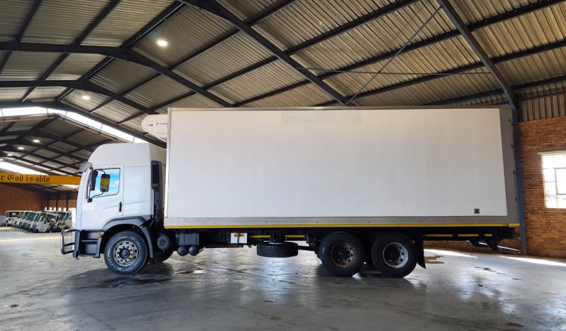 
								2015 Volkswagen 24.250 With Refrigerated Body full									