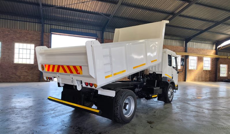 
								2022 FAW 15.180FL 6 Cube Tipper full									