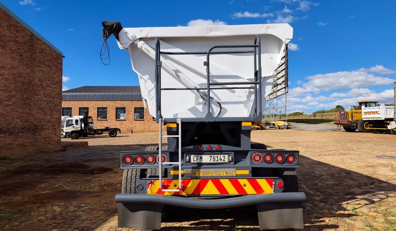 
								2014 SA truck Bodies Side Tipper full									