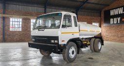 1994 Nissan Diesel Oil Tanker