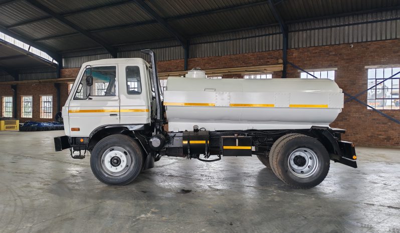 1994 Nissan Diesel Oil Tanker