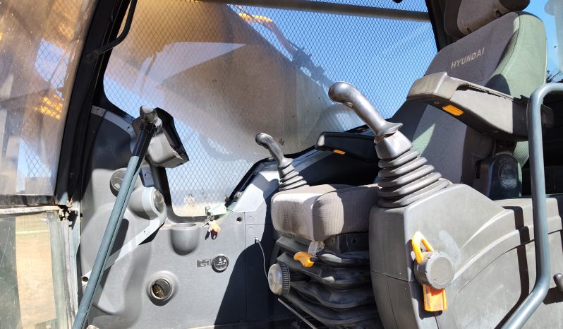 
								2013 Hyundai 300LC-95 Excavator full									