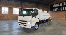 2012 HINO 300 SEPTIC TANKER