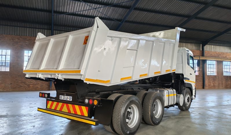 
								2016 NISSAN UD QUON GW 26.450 10 CUBE TIPPER full									