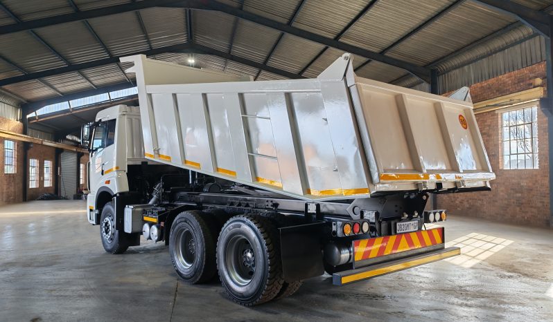 
								2019 FAW 28.380 10 CUBE TIPPER full									