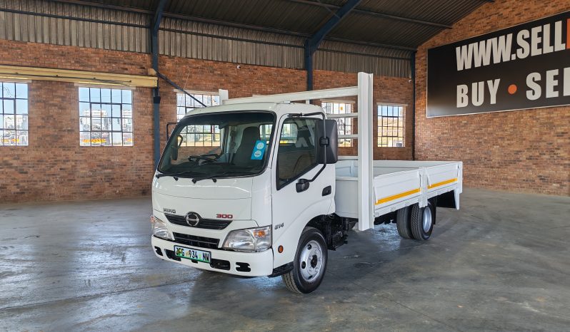 
								2014 HINO 300 614 DROPSIDE full									