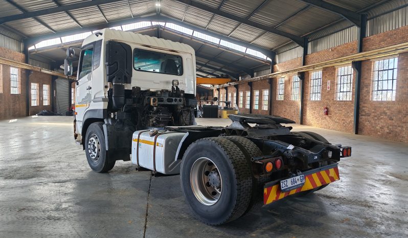 
								2010 NISSAN UD 460 4X2 TRUCK TRACTOR full									