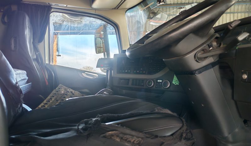 
								2018 VOLVO FH 440 6X4 MECHANICAL HORSE WITH HYDRAULICS full									