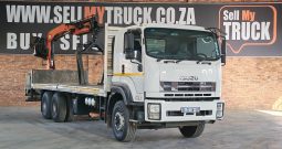 2014 ISUZU FXZ 26-360 FLAT DECK WITH PALFINGER PK 15500 BRICK CRANE