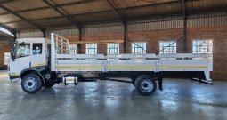 2023 FAW 15.180FL DROPSIDE WITH DRUM RAILS