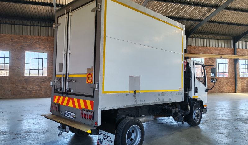 
								2022 FAW 6.130FL WITH FRIDGE BODY full									