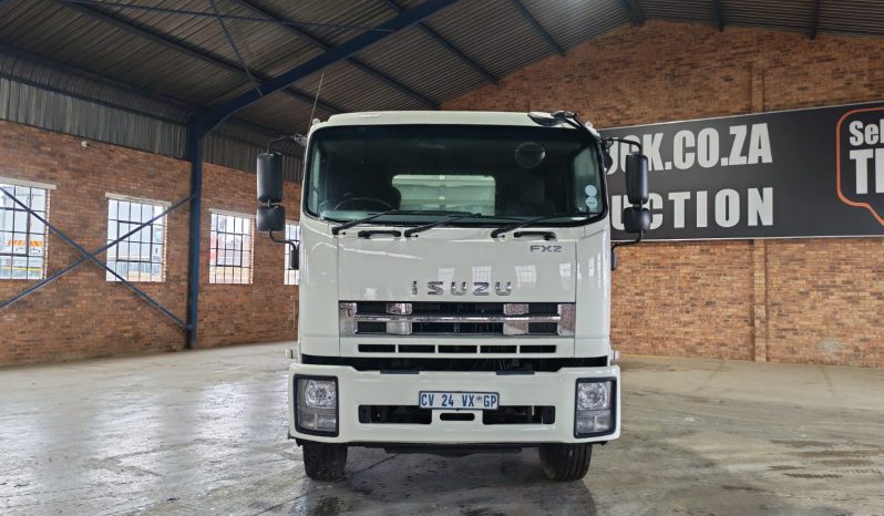 2013 ISUZU FXZ 26-360 FLAT DECK WITH PALFINGER PK15500 BRICK CRANE