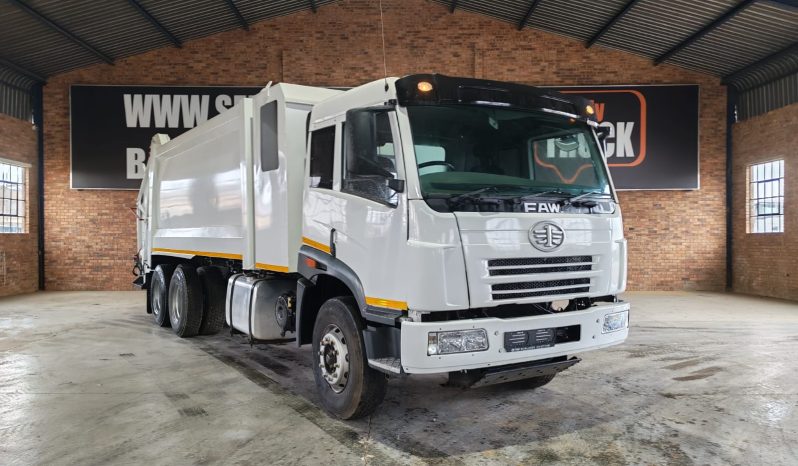 2019 FAW CA28.330 COMPACTOR