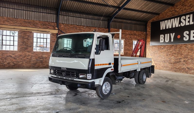 
								2014 TATA  LPT 813 4 TON DROPSIDE WITH MAXILIFT CRANE full									