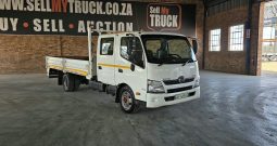 2015 HINO 300 815 DOUBLE CAB WITH DROPSIDES