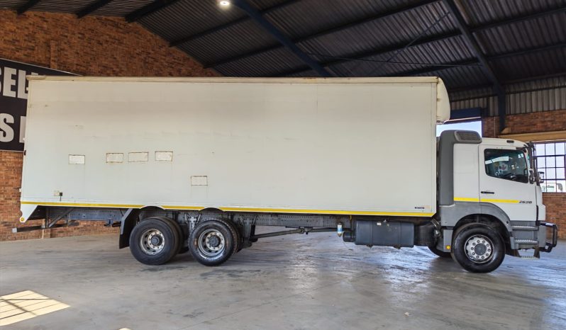 
								2017 MERCEDES-BENZ AXOR 2628 TAG AXLE VOLUME BODY full									