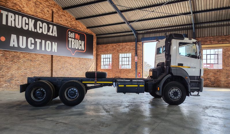 
								2010 MERCEDES-BENZ AXOR 3335 CHASSIS CAB full									
