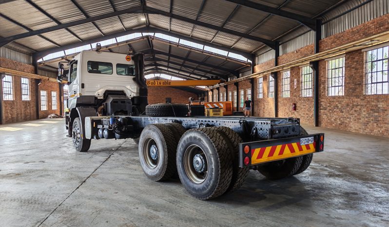 
								2011 MERCEDES-BENZ AXOR 3335 CHASSIS CAB full									