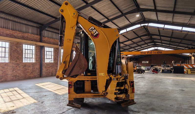 
								2023 CATERPILLAR 426 4X4 TLB full									