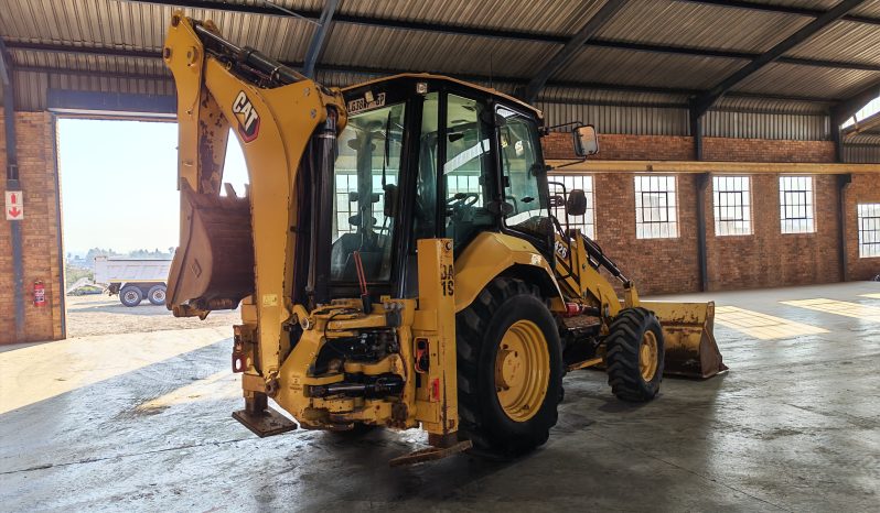 
								2023 CATERPILLAR 426 4X4 TLB full									