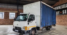 2004 HYUNDAI HD72 TAUTLINER