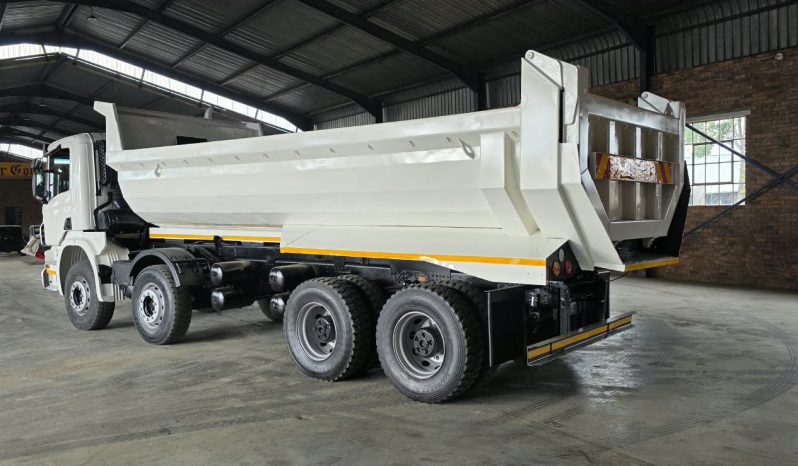 
								2015 SCANIA P410 18 CUBE TIPPER full									