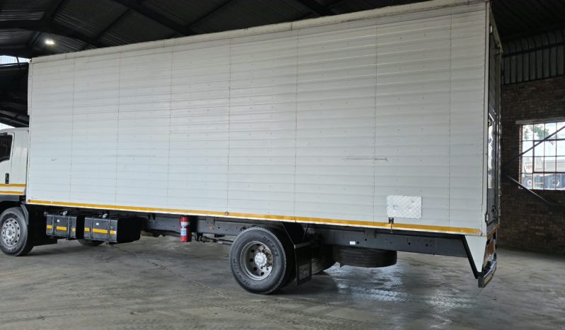 
								2015 ISUZU FTR 850 VOLUME BODY full									