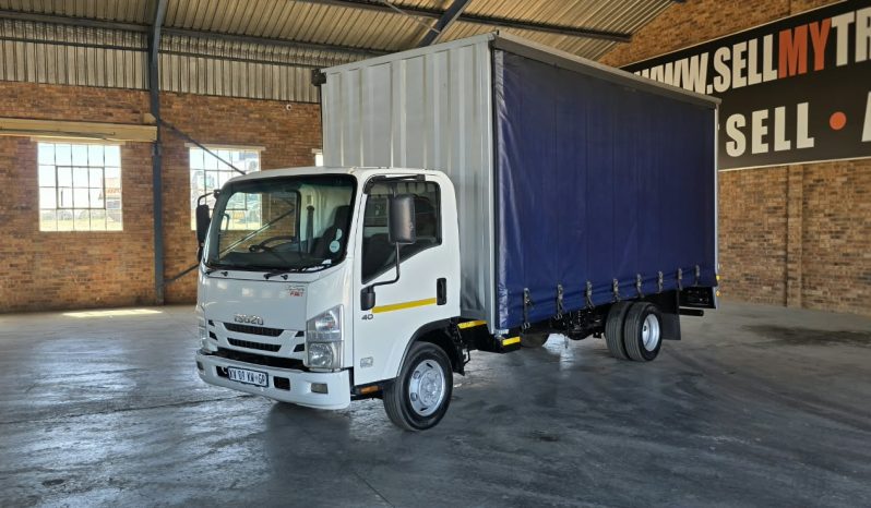 
								2022 ISUZU NPR 400 AMT TAUTLINER full									